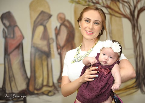 Alejandra Urby con su hija, Elisa Ganem Urby.