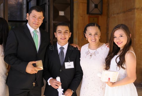 Jaime, Iván, Cristela y Miriam.