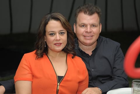 Alejandra y Carlos.
