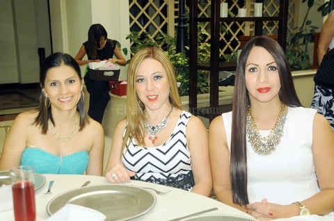 Dafne, Claudia y Maravilla