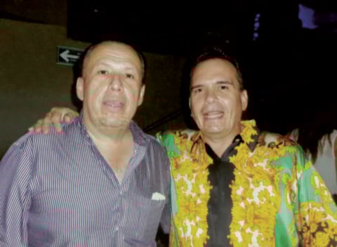 02072015 Un excelente ambiente nocturno vivieron Beto Treviño y Lalo Lombas.