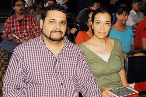 04072015 Gabriel Robles y Michelle Chaurand.