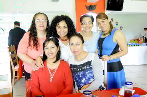 06072015 Cristy, Carmelita, Ángeles, Nancy, Marcela y Lucy.