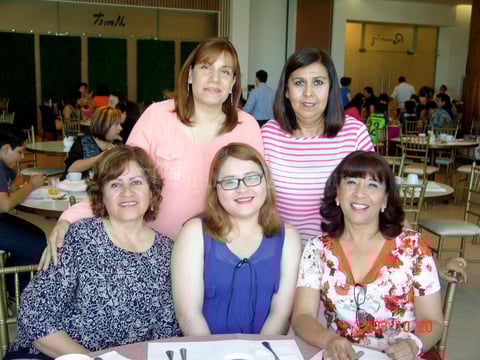 06072015 Eduardo, Carmen, Gaby, Cristina, Silvia, Sandra, Rosario, Monse y Leonor.