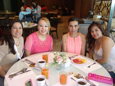 06072015 Nelly, Sonia, Olivia, Norma, Samantha, Liz, Samuel, Roy y Alex.