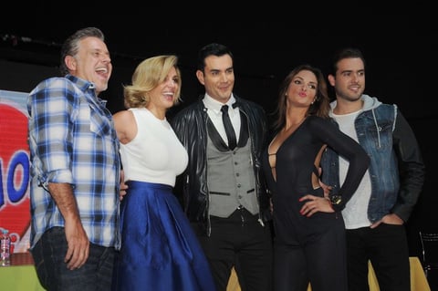 David Zepeda, Alexis Ayala, Pablo Lyle, Malillany Marín y Mariana Seoane son el nuevo elenco de la obra Divorciémonos mi amor.