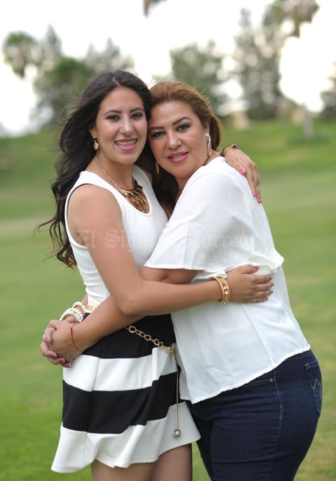 Estefany y Aurora.
