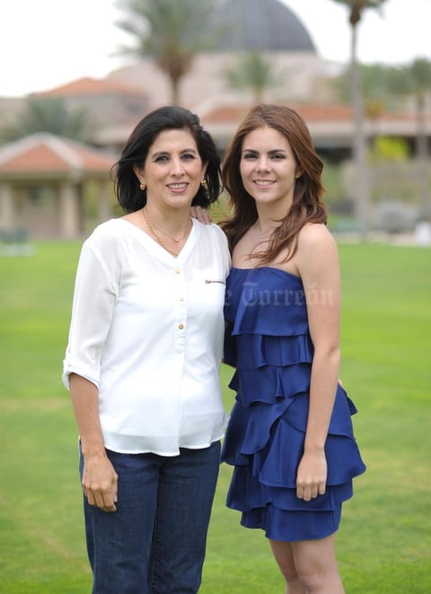 Mary Tere y Conchis.
