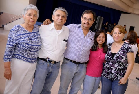 10072015 Aurora, Jaime, Sergio, Angélica y Alejandra.