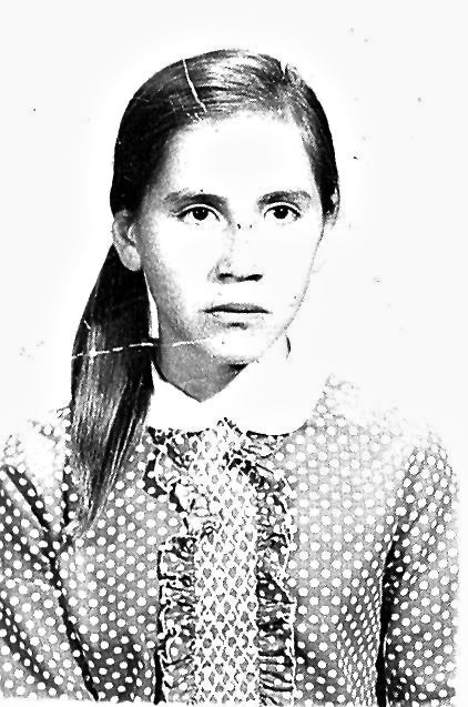Niña Rosalinda Aranda, hoy Sra. de Valles.