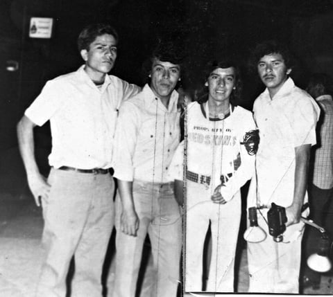 Reunión de amigos. De izq. a derecha: Homero Saldaña (f), Lalo, Luis Guerra (f) y Arnoldo Reza, hace varios años