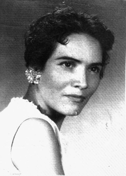 Sra. María de la Luz Oloño, esposa del Profr. Alfonso Mijares del Palacio (f), en 1945.