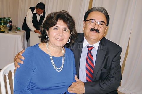12072015 CONTENTOS.  Lety y Mario Calderón.