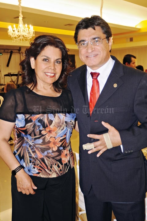 13072015 EN PAREJA.  Rocío y Arturo Reza.