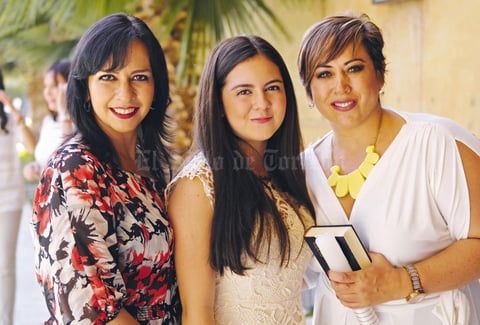 12072015 RECIENTE EVENTO.  Lorena, Katia y Norma.
