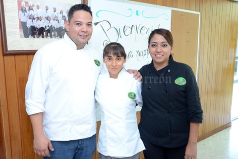 15072015 Carlos, Yazmin y Nadia.