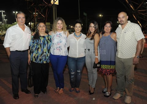20072015 César, Alejandra, Rocío, Michael y Carmen.