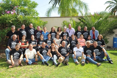 19072015 DIVERTIDOS MOMENTOS.  Exalumnos del Colegio Mijares, generación 60-67', se reunieron recientemente para disfrutar una amena tarde.