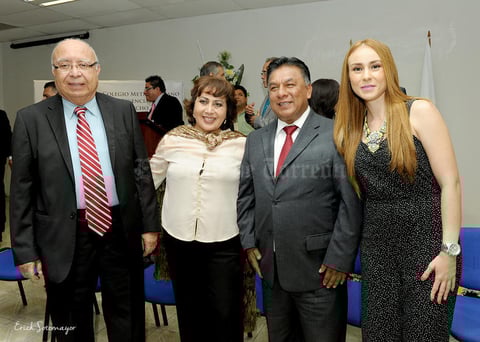 19072015 Maestro Juan de Dios Castro Lozano, Dra. Rosario Castro, Dr. J. Apolonio Betancourt Ruiz y Lic. Alejandra Urby Castro.- Érick Sotomayor Fotografía