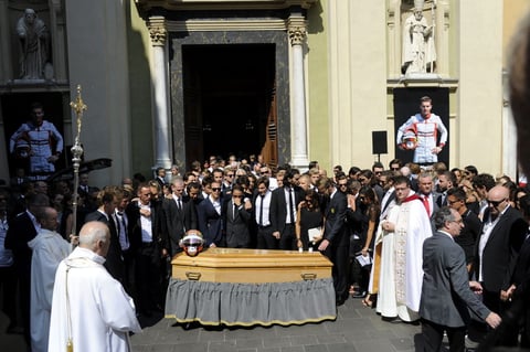La familia de la Fórmula Uno dijo adiós a su hermano de carrera Jules Bianchi.
