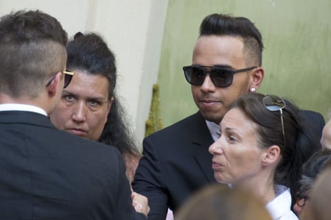 Lewis Hamilton también asistió al funeral de su compañero.