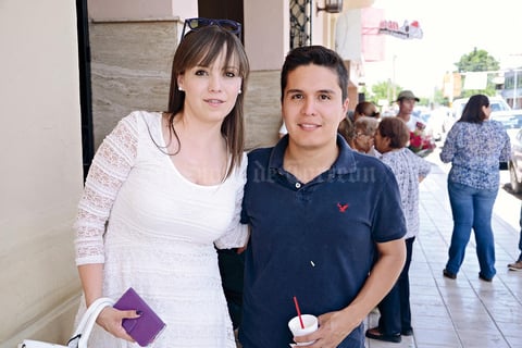 21072015 Scarleth y Jesús.