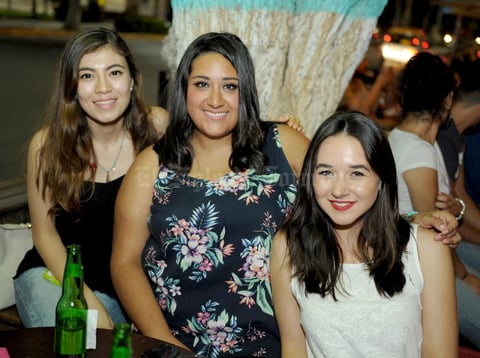 21072015 Cristy, Mary Carmen y Karla.