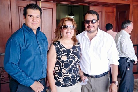 21072015 Armando, Eva y Armando.
