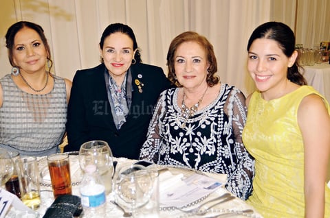 21072015 EN RECIENTE EVENTO.  Anita, Mayela, Silvia y Melissa.