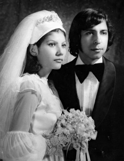 19072015 Gerardo Ayala Serrato y Oralia AlanÃ­s CarreÃ³n contrajeron nupcias el 12 de julio de 1975.
