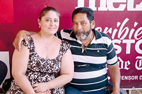 22072015 EN EL BEIS.  Blanca y Arturo.
