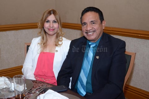 23072015 Elsa Carrillo y Mateo Espinoza.