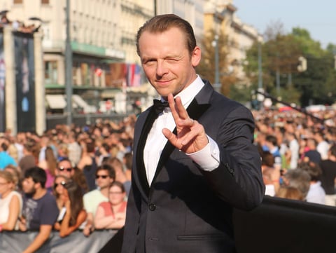 Simon Pegg desfiló por la alfombra roja de la ópera de Viena.