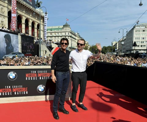 Tom Cruise y británico Simon Pegg presentaron la quinta entrega de la saga Misión Imposible junto a la ópera de Viena.