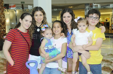 26072015 Nora, Zulema, Yazmín, Melisa, Víctor, Mauricio y Sofía.