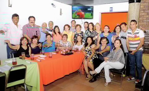 27072015 SE REúNEN.  Exalumnos de la Escuela Secundaria Federal Número 1 José María Rodriguez generación 73-76'.