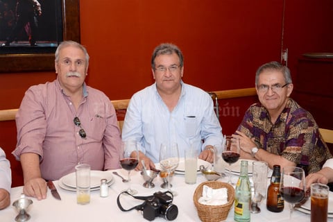 29072015 REUNIóN DE EXALUMNOS.  Adolfo, Arturo y Gerardo.