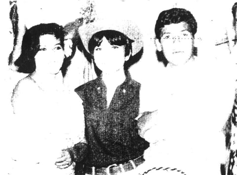 26072015 MarÃ­a Petra Rosales de RamÃ­rez y JesÃºs Mario RodrÃ­guez Magdaleno en su boda el 28 de abril de 1958.
