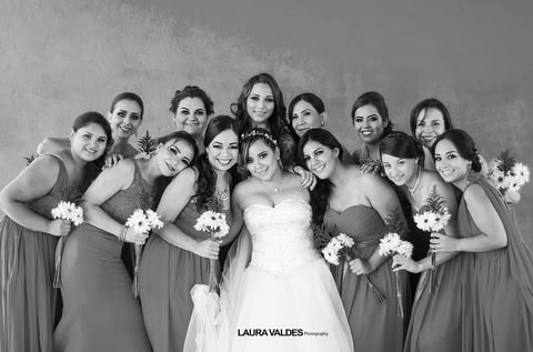 19072015 Fátima Alejandra Álvarez LÃ­cera, acompañada de sus bellas damas de honor.- Laura Valdés Fotografí­a