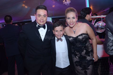 Víctor, Patricio y Karla