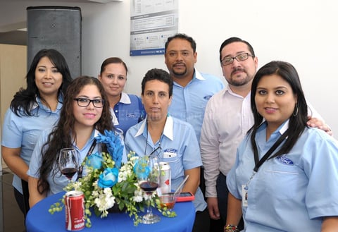 Karla, Karina, Magdalena, Nubia, Oddeth, Alan y Fernando