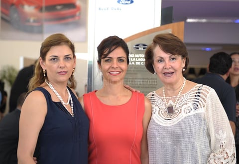 Lucía, Any y Yeye