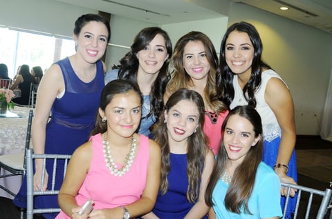Marcela, Andrea, Anacris, Sofía, Mariana, Xiomara y Linn