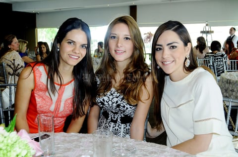 Mónica Segura, Eva Quintero y Ale Giacomán
