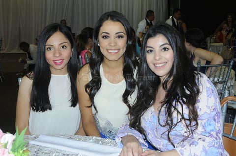 Paulina López, Alejandra Acosta y Giselle Chávez