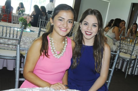 Sofía y Ana Cris
