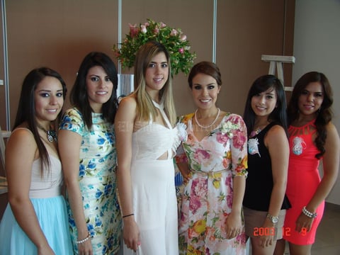 Lily, Nicte, Laura, Daniela, Mariel y Mayte