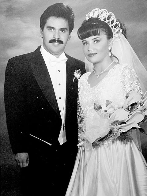 09082015 Humberto Hernández Mascorro e Irma González Luna celebraron el 15 de julio de 2015 su 20 aniversario de bodas.