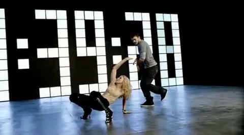 Hard candy llegó en 2008, con el tema 4 Minutes como primer sencillo, el cual interpreta con Justin Timberlake.