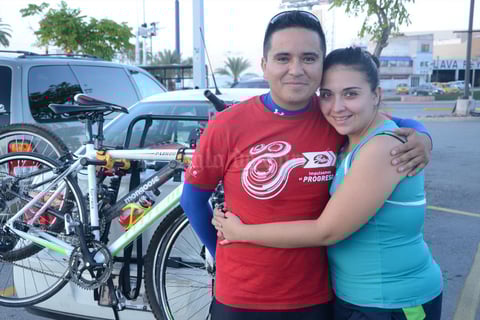 17082015 CICLISTAS.  Jaime y Edith.